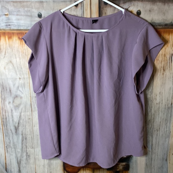 SHEIN Tops - Shein Cap Sleeve Lavender Blouse